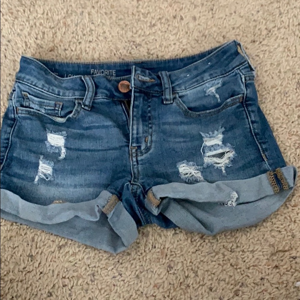 RIPPED JEAN SHORTS